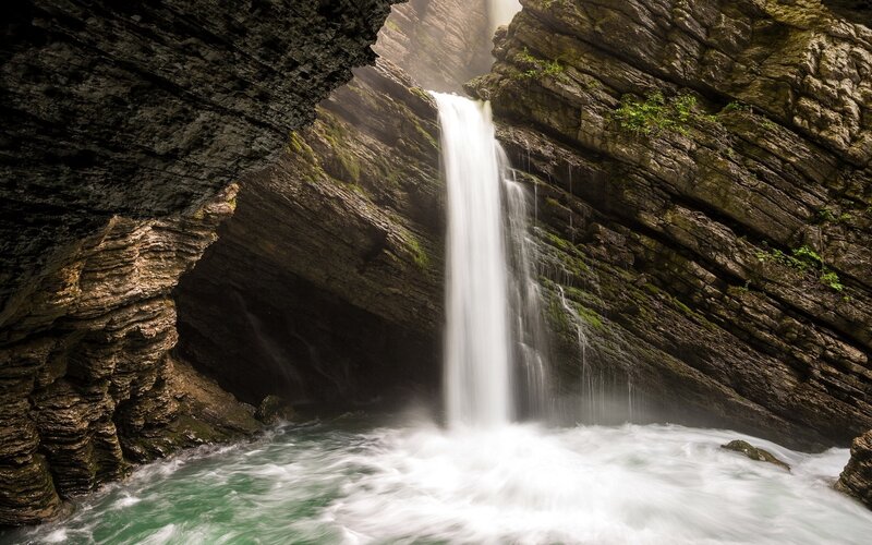 Waterfall in Canyon — Green, Dramatic, Photograph, Rocks, Pool