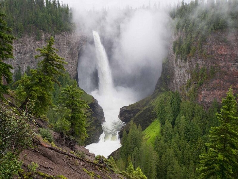 Waterfall in Canyon — Green, Dramatic, Photograph, Trees, Mist
