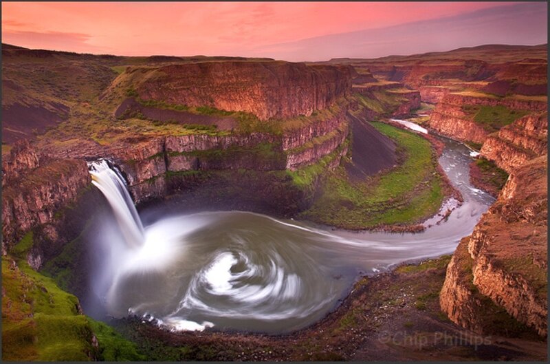 Waterfall in Canyon — Pink