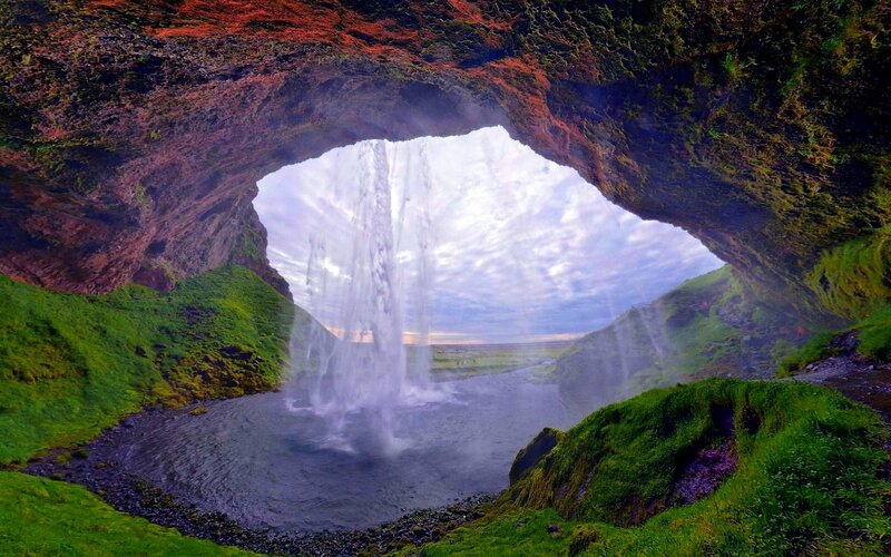 Waterfall in Cave — Green, Dramatic