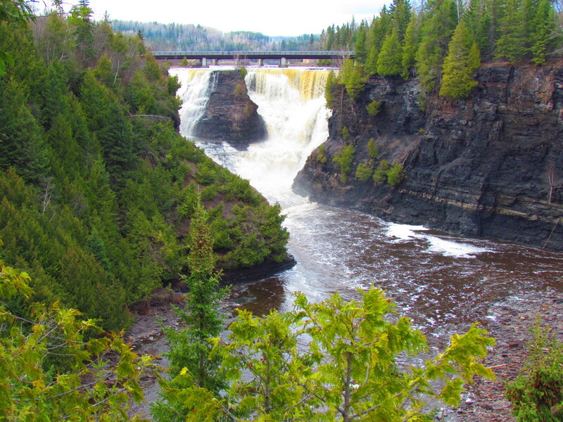 Waterfall in Forest Canyon — Green, Natural