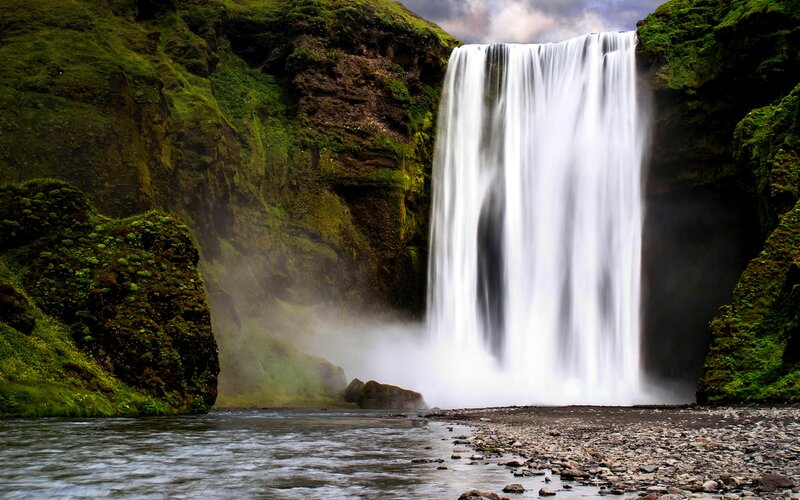 Waterfall in Green Canyon — Dramatic, Photograph, River