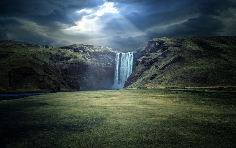 Waterfall in Green Valley — Dramatic, Night