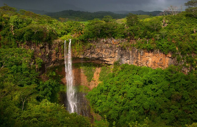Waterfall in Jungle — Green, Dramatic, Photograph, Cliff
