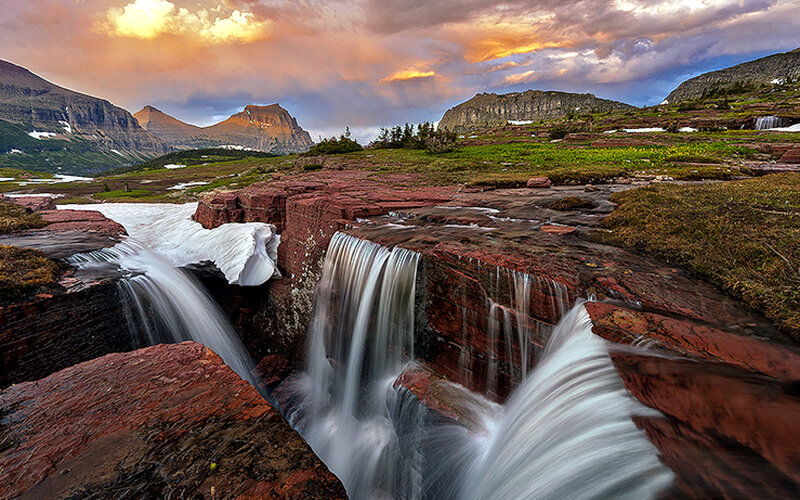 Waterfall in Mountain Valley — Red