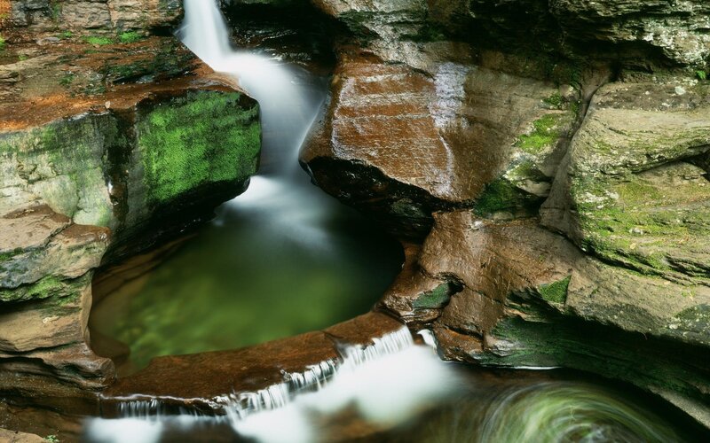 Waterfall in Rocky Canyon — Pool
