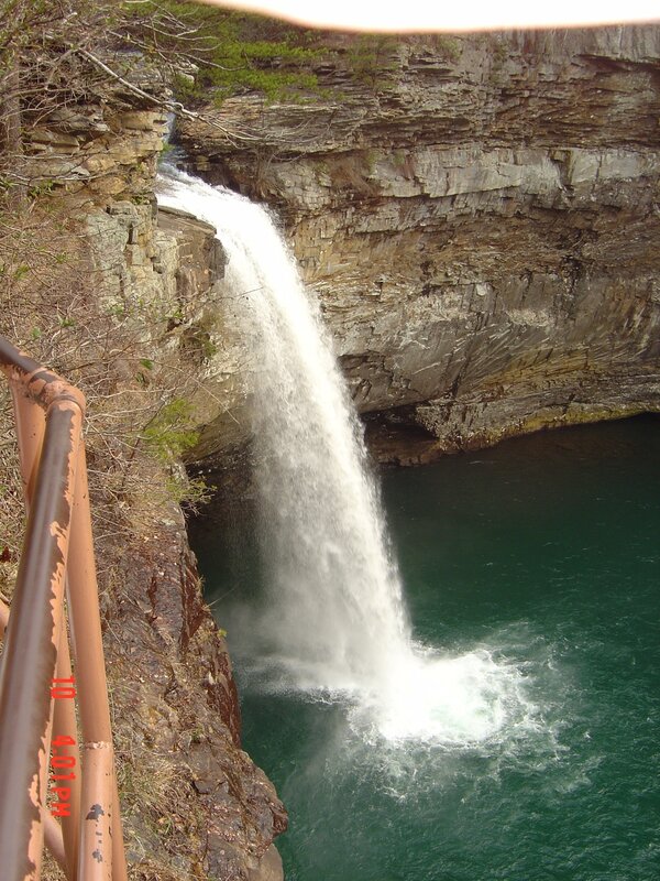Waterfall into Pool — Green