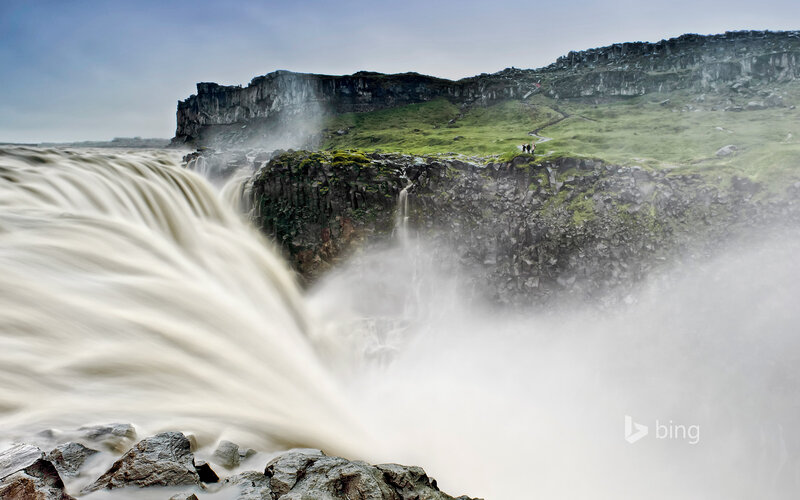 Waterfall on Cliff — Green, Dramatic