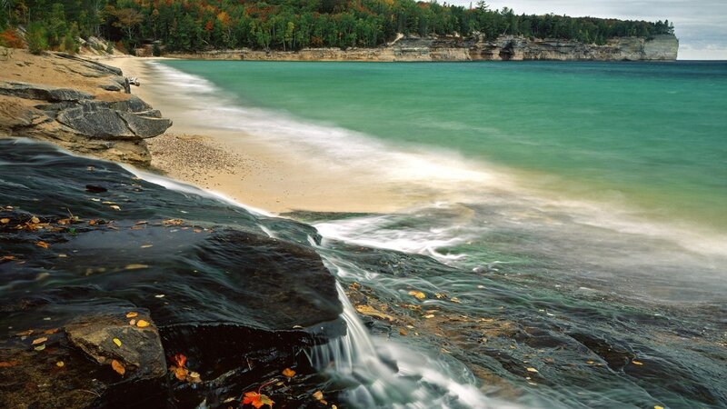 Waterfall on Rocky Beach — Green