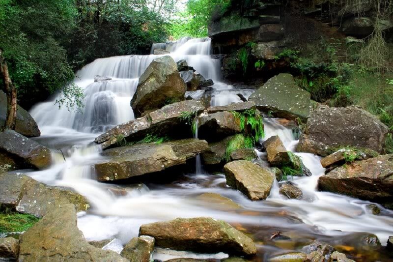 Waterfall over Rocks — Green, Serene