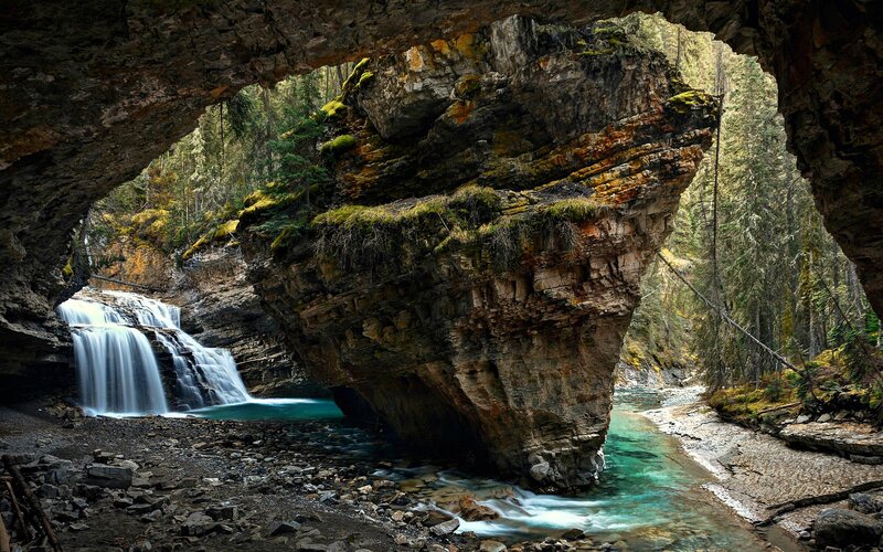 Waterfall under Rock Arch — Green