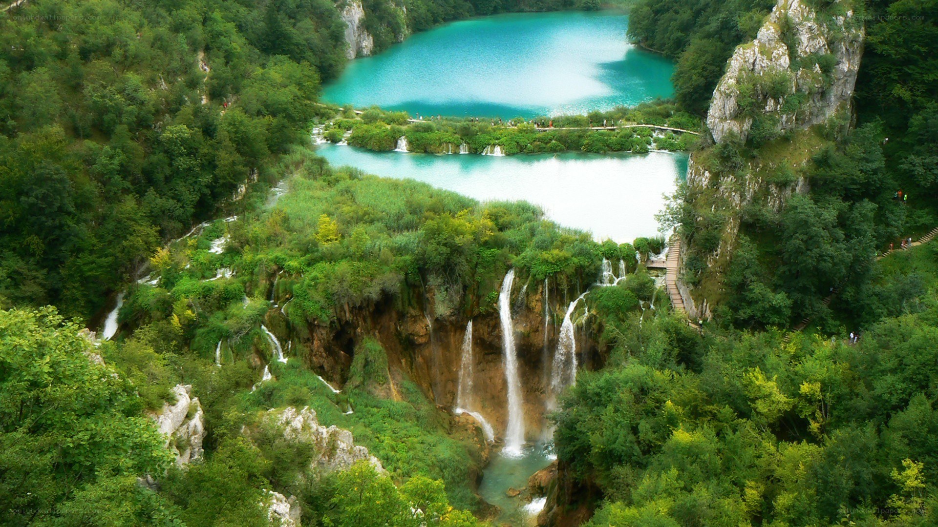 Waterfalls and turquoise lakes