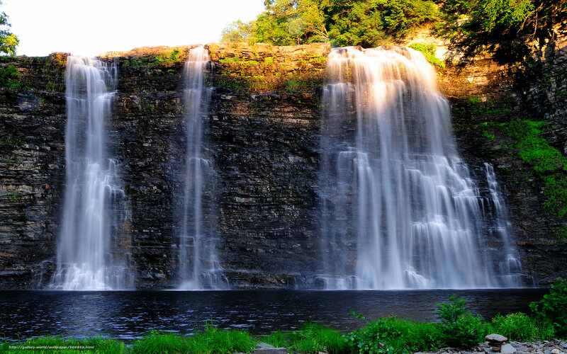 Waterfalls at Taughannock Falls