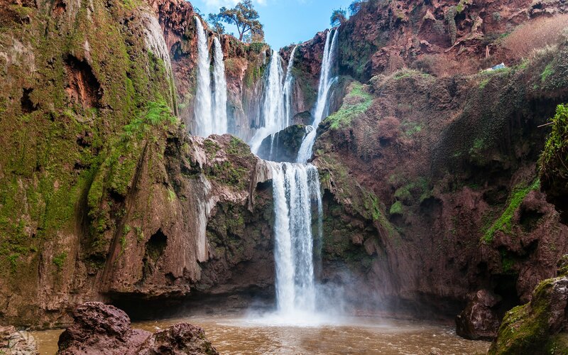 Waterfalls in Canyon — Green, Dramatic, Afternoon