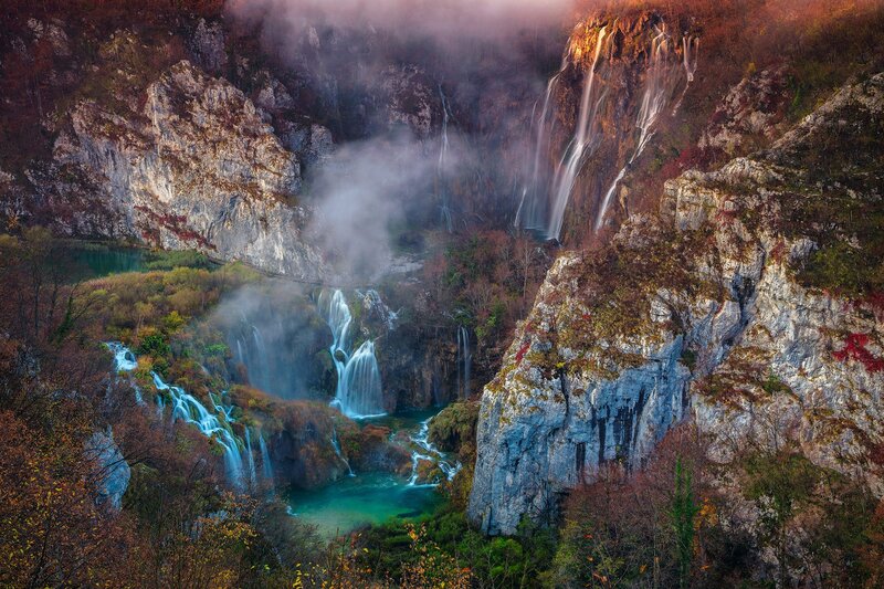 Waterfalls in Canyon — Green, Dramatic, Autumn