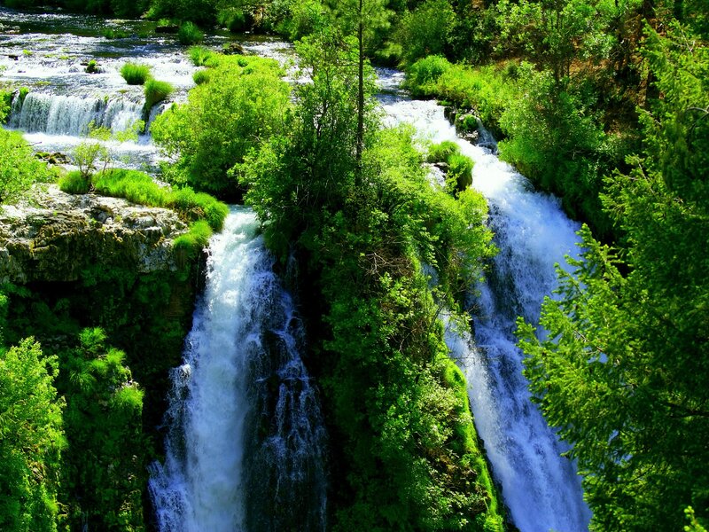 Waterfalls in Forest — Rocks