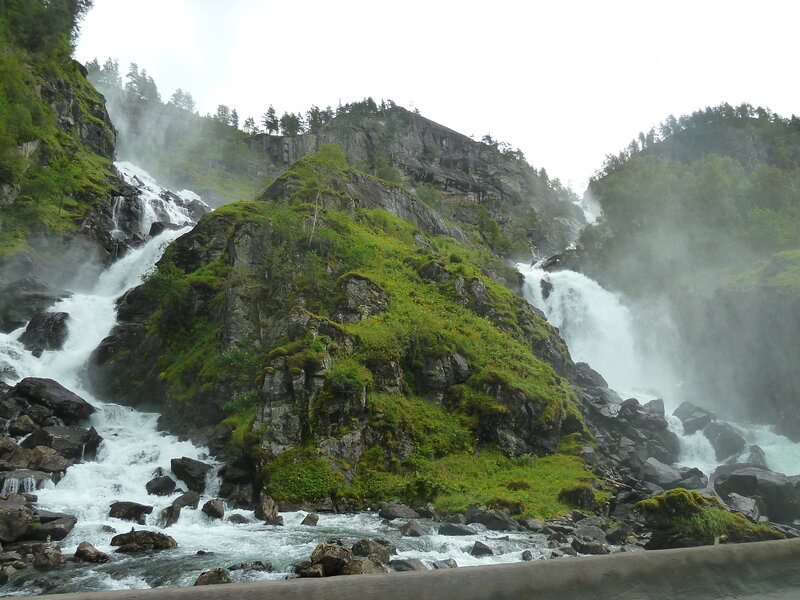 Waterfalls on Rocky Cliffs — Green
