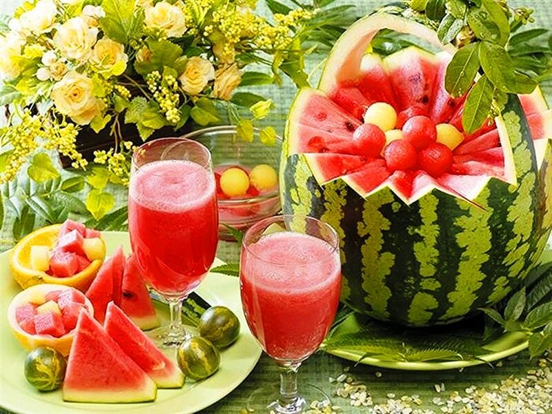 Watermelon Fruit Arrangement — Green