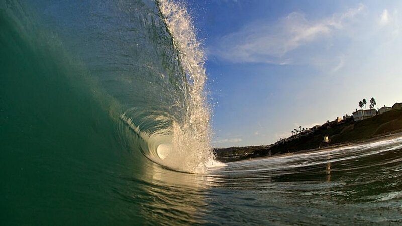 Wave Breaking at Beach