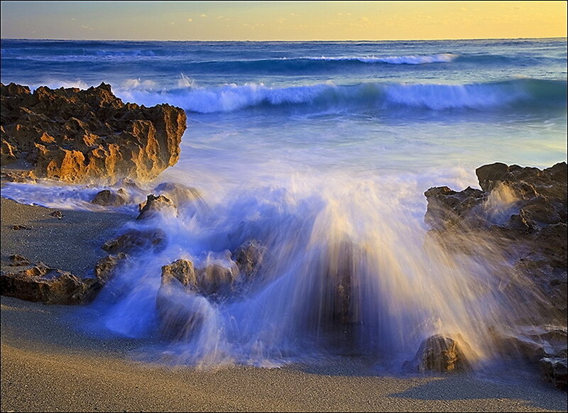 Waves Crashing on Rocks — Blue