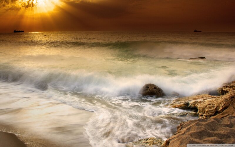 Waves Crashing on Rocks — Gold, Dramatic