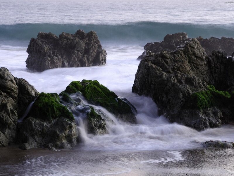 Waves Crashing on Rocks — Gray, Dramatic, Photograph