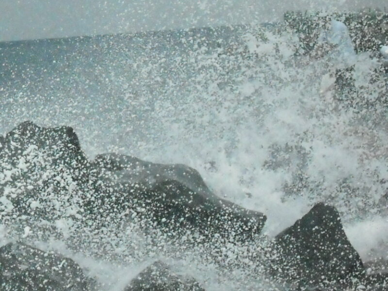 Waves Crashing on Rocks — Gray, Dynamic, Photograph