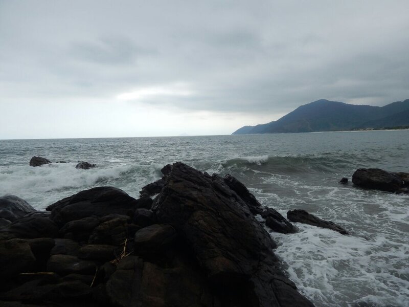 Waves Crashing on Rocks — Gray, Overcast, Photograph
