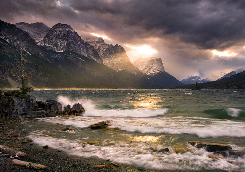 Waves Crashing on Rocky Shore — Gray