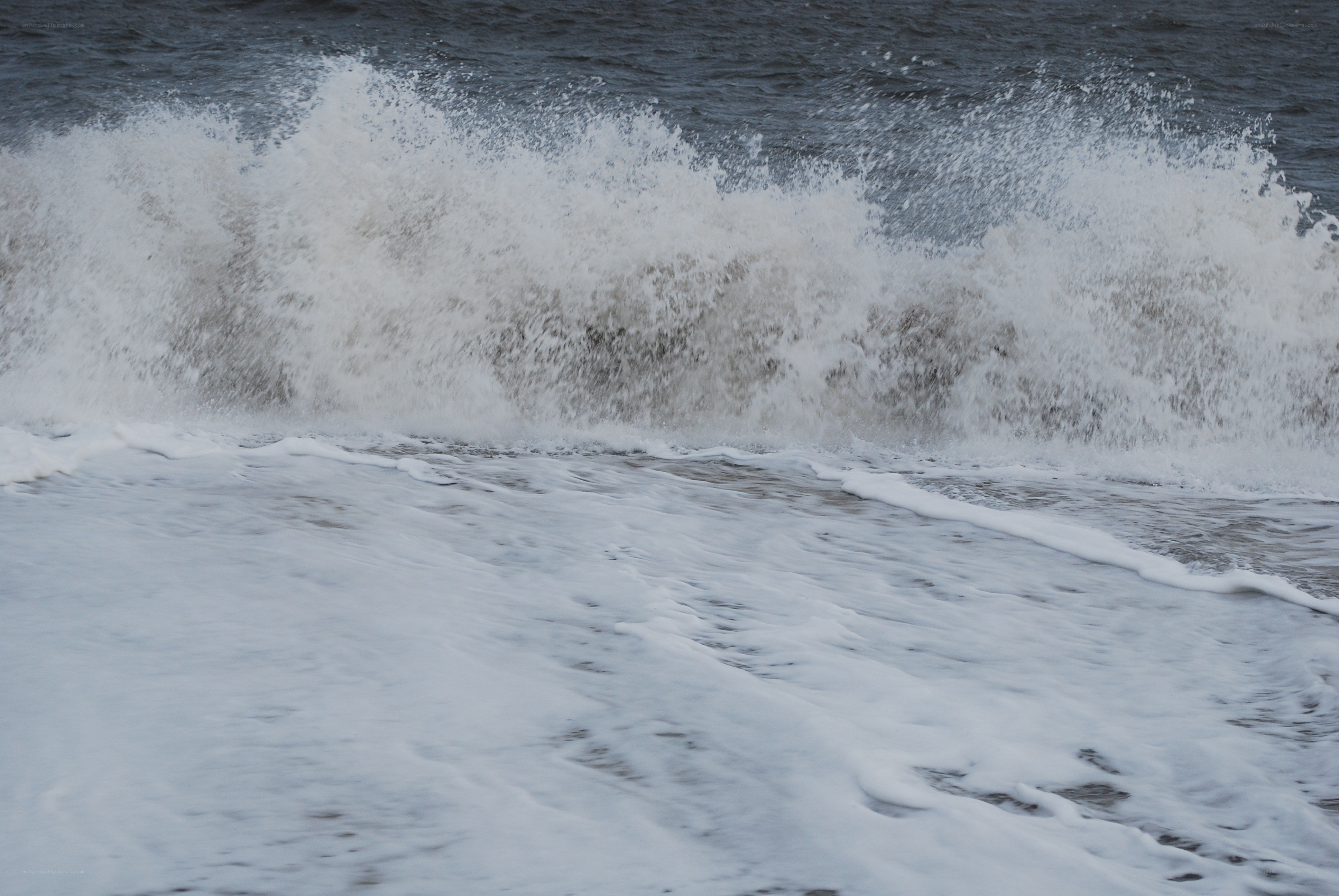 Waves crashing on shore