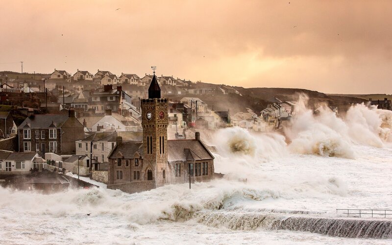 Waves Crashing on Town — White