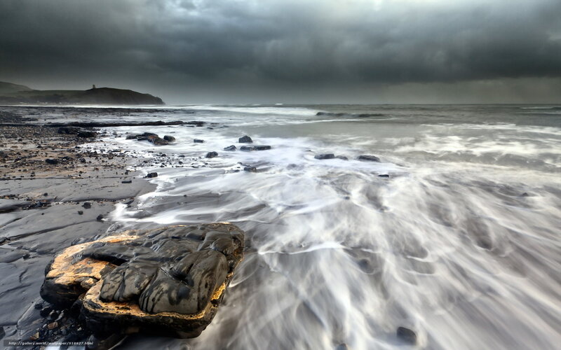 Waves on Rocky Beach — Gray