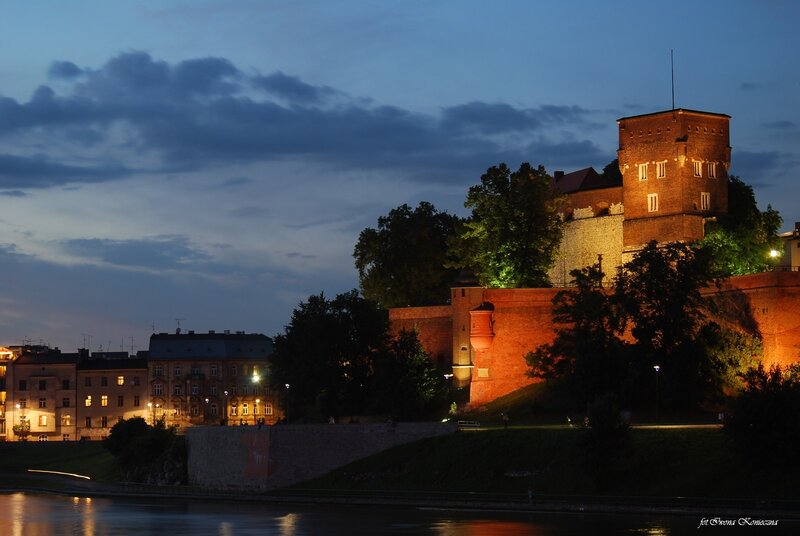 Wawel Castle at Dusk — Blue