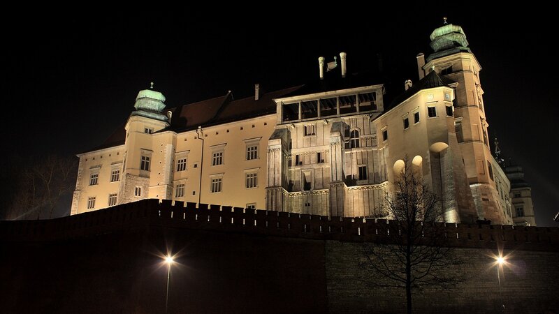 Wawel Castle at night