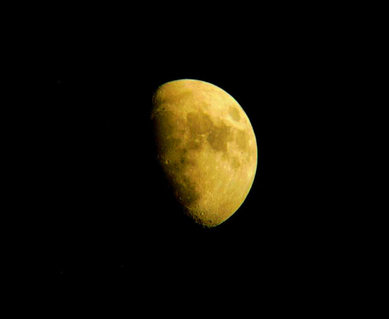 Waxing Crescent Moon — Yellow, Serene