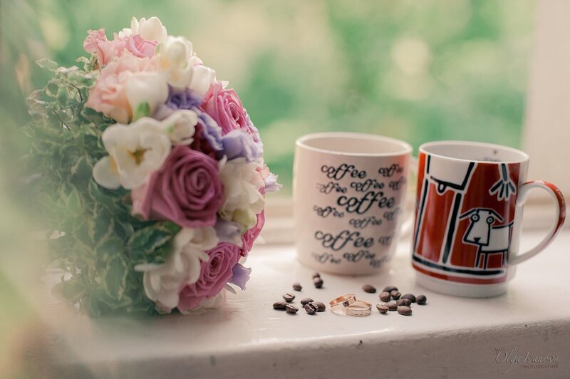 Wedding Bouquet and Mugs