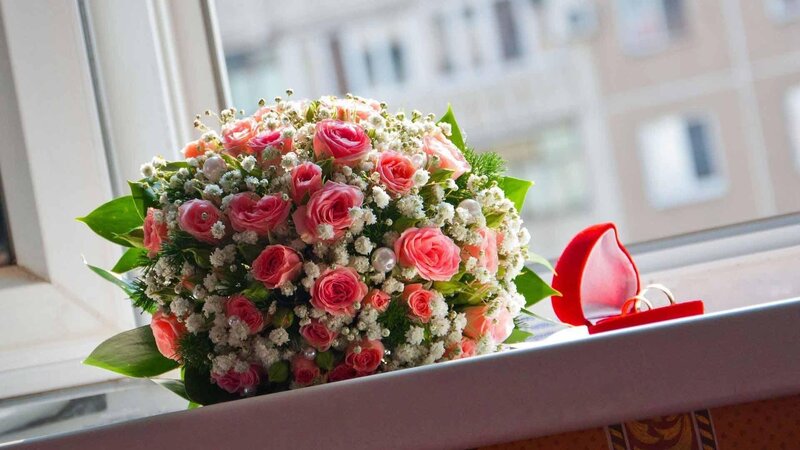 Wedding Bouquet and Rings — Pink, Romantic