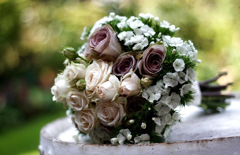 Wedding Bouquet of Roses — White
