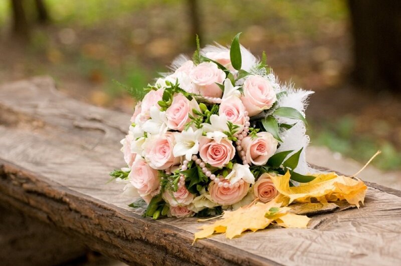 Wedding Bouquet on Bench — Pink