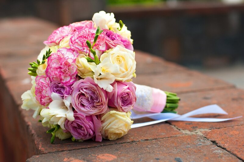 Wedding Bouquet on Brick — Pink