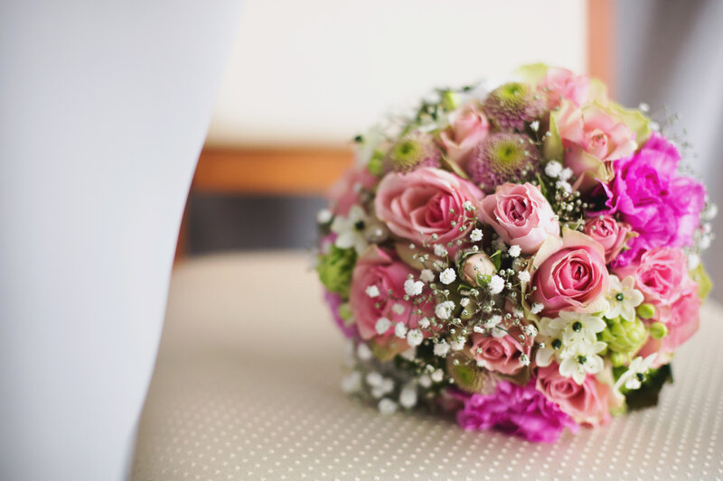 Wedding Bouquet on Chair — Pink, Calm