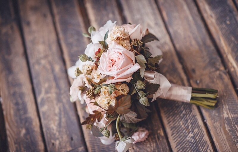 Wedding Bouquet on Wood — Pink, Calm