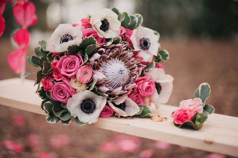 Wedding Bouquet on Wood — Pink, Romantic