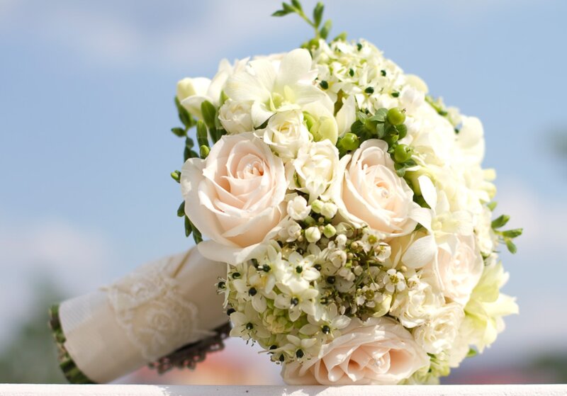 Wedding Bouquet — White, Serene, Afternoon