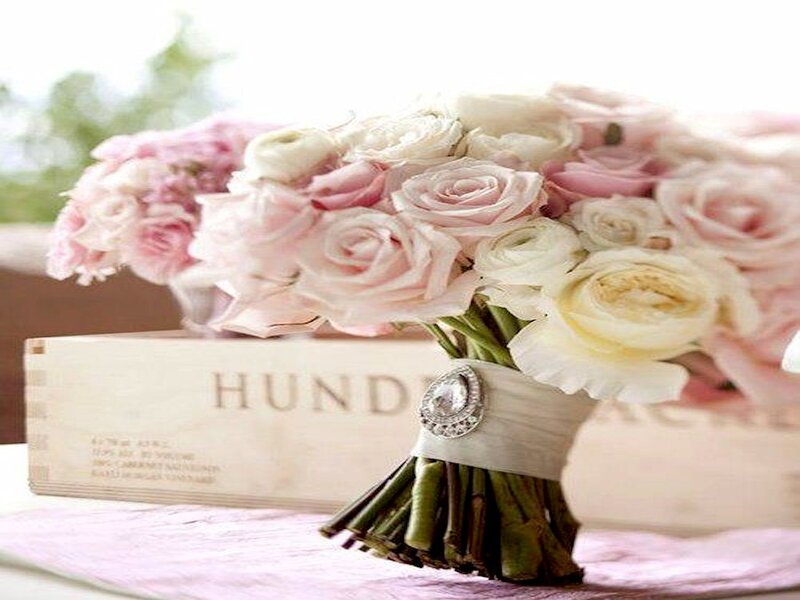 Wedding Bouquet with Roses — Pink