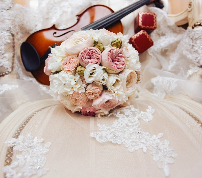 Wedding Bouquet with Violin