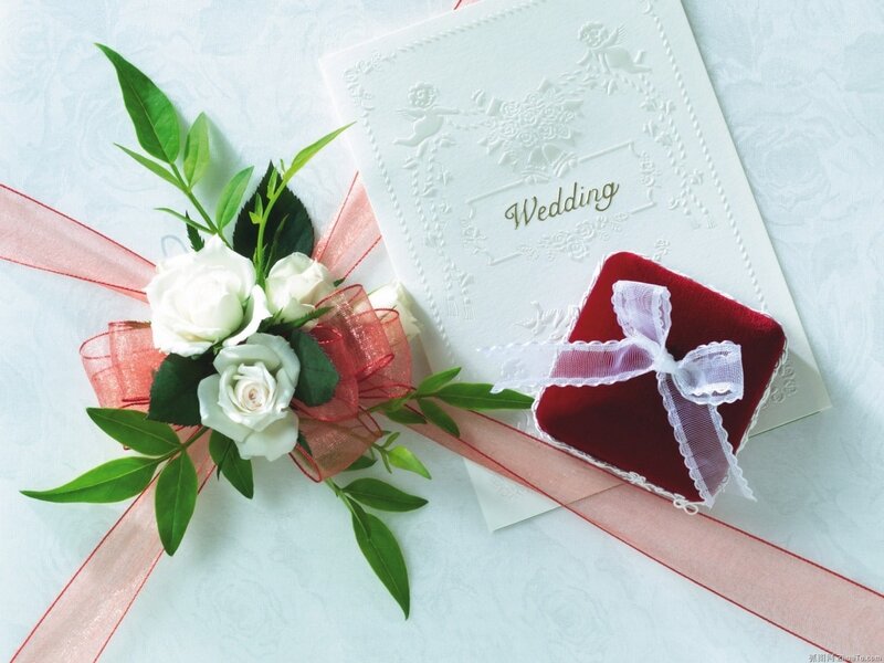 Wedding invitation with flowers