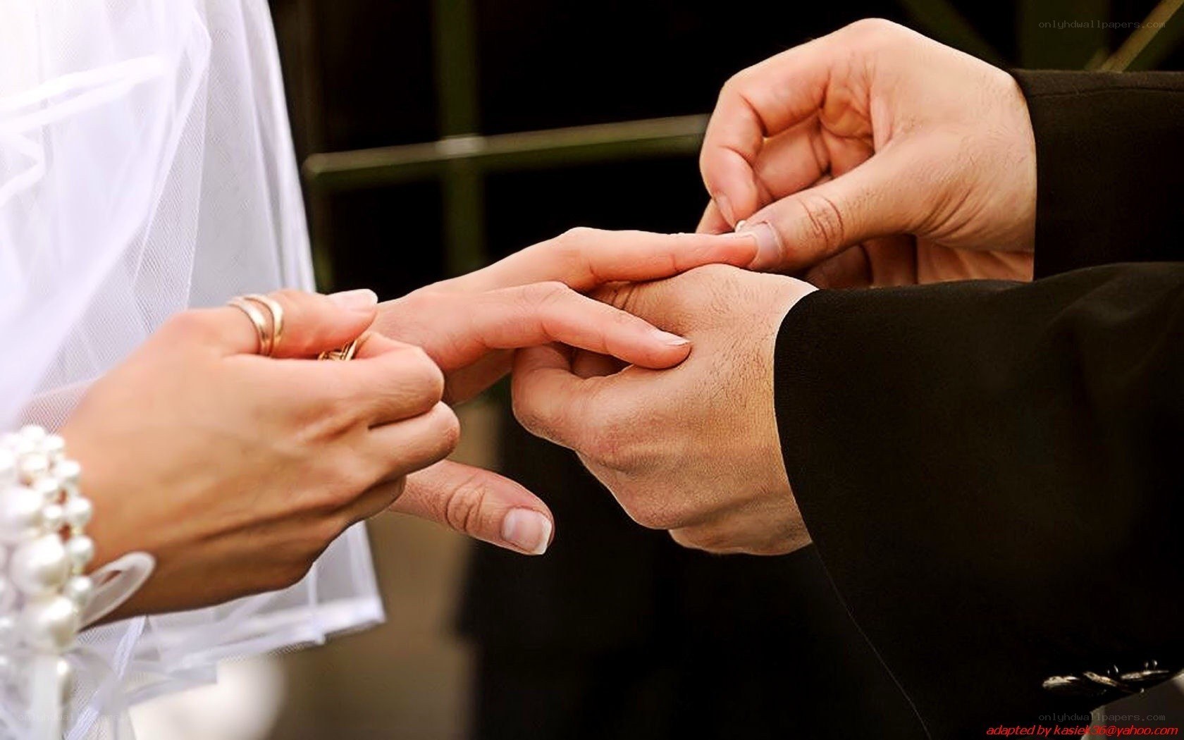 wedding ring exchange