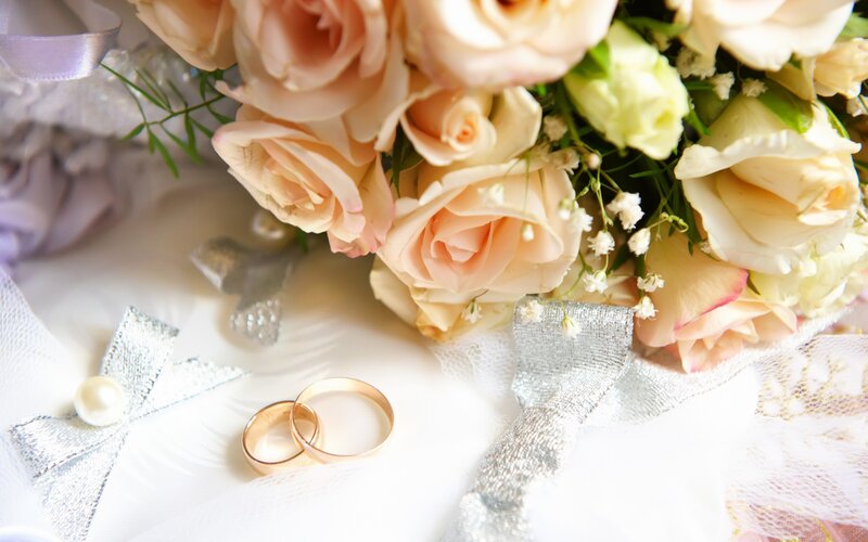 Wedding Rings and Bouquet — White, Romantic