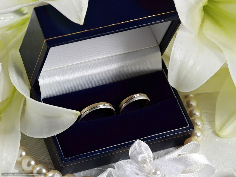 Wedding rings in a box